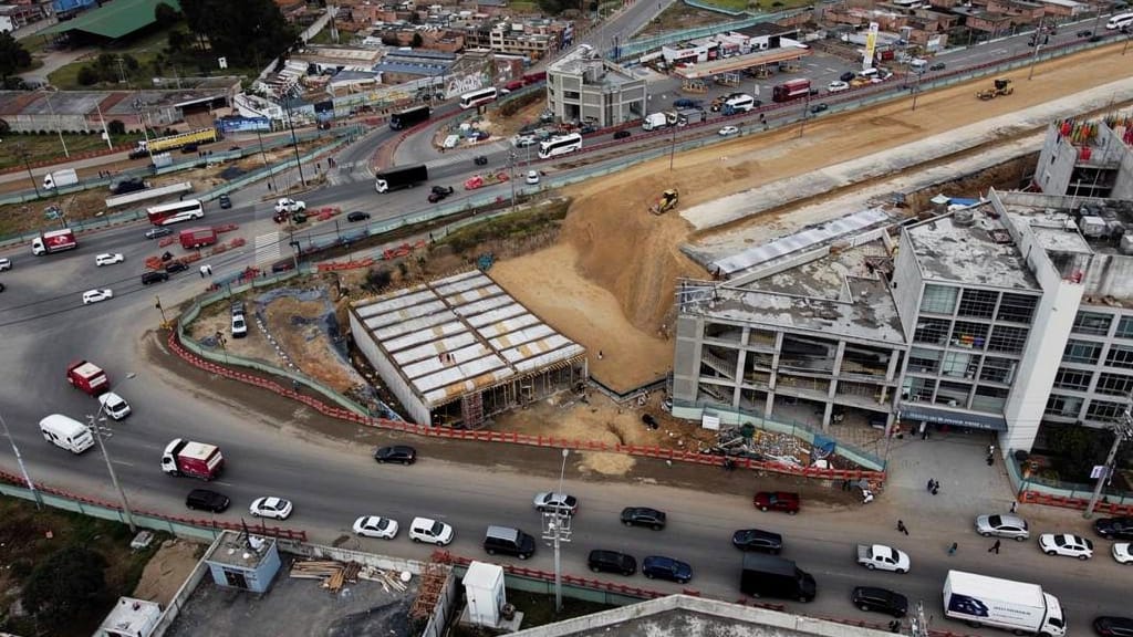 Soacha refuerza su movilidad: avances en la construcción del paso deprimido para TransMilenio
