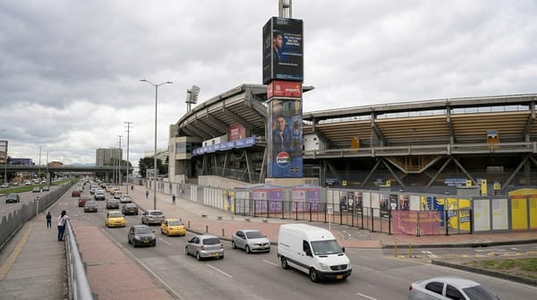 Mensajes en pantalla exaltan la figura paterna en celebración especial